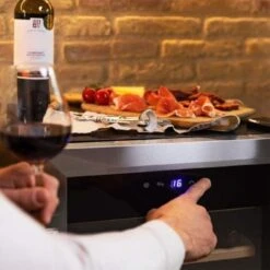 Enoteca GrandSommelier 20000 Inox Compressor Cecotec -Fornello Italia 100055804 4